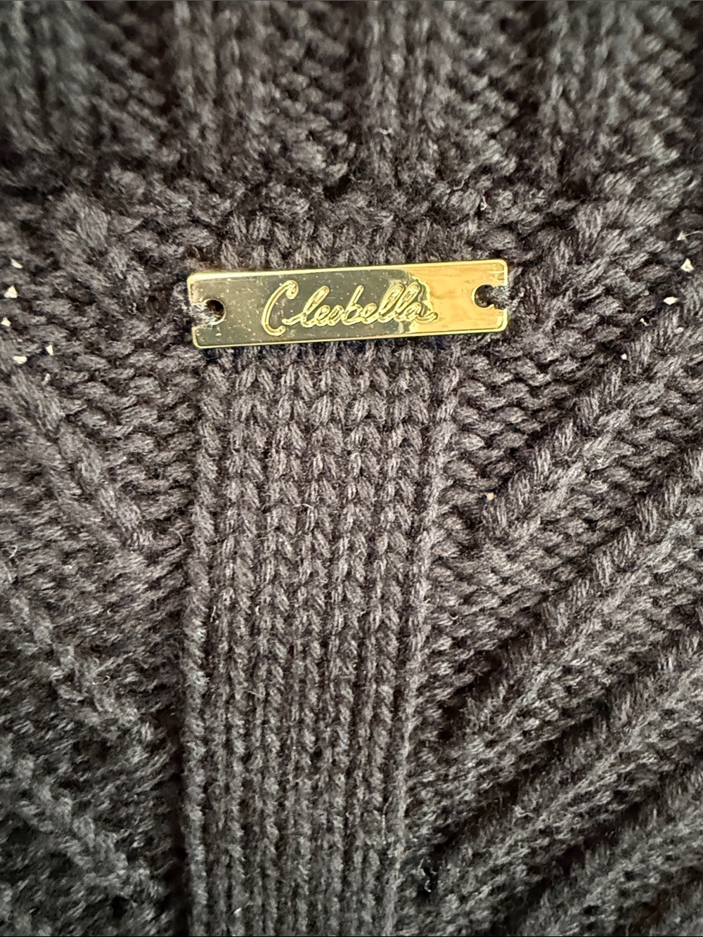 NEW CLEOBELLA fayth sweater vest in black - Picture 9 of 9